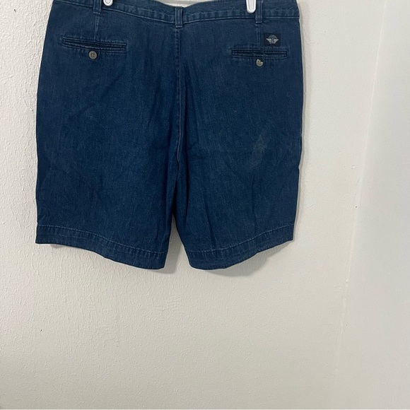 Vintage Dockers Men Pleated Relaxed Medium Wash Denim Shorts Size 38 USA Cotton - Picture 8 of 8